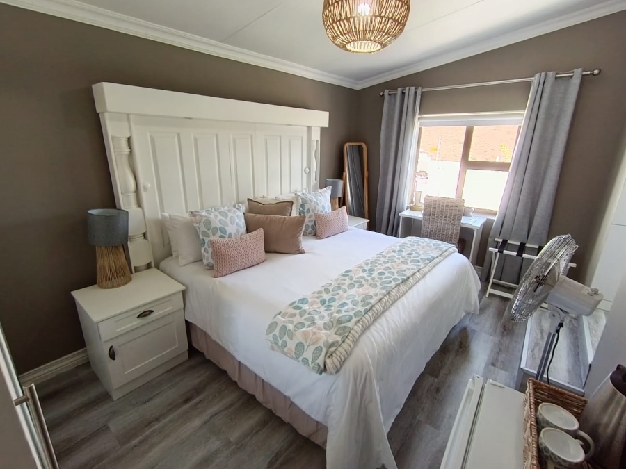 To Let 2 Bedroom Property for Rent in Hartenbos Heuwels Western Cape